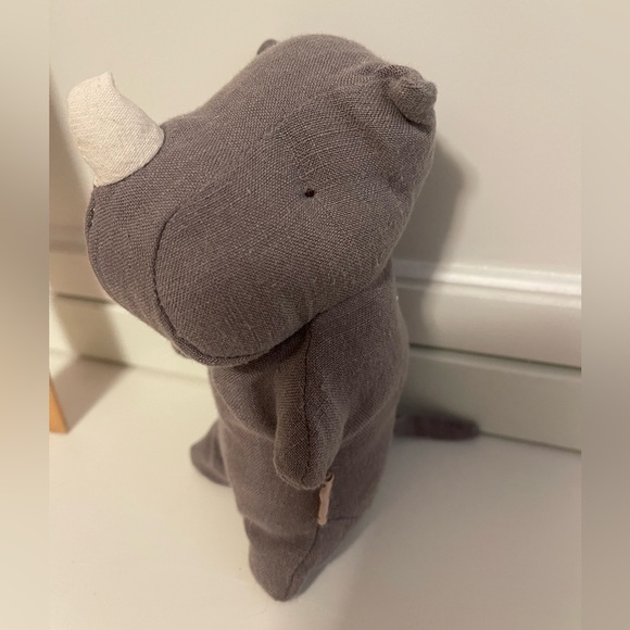 Maileg Set of 3 Stuffed Animals (Fox, Rhino, Pig) and Metal Bench - Picture 6 of 7